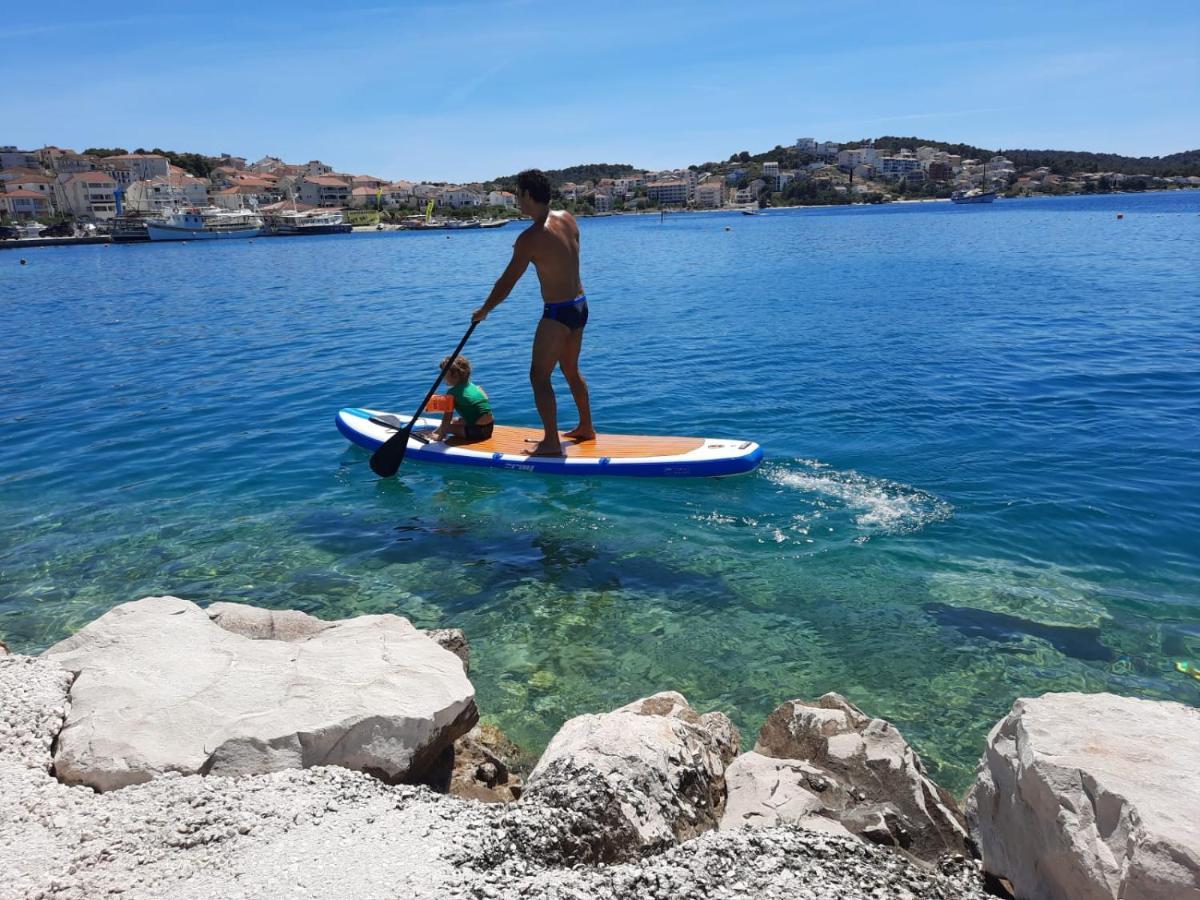 Studio-Appartements Emwey Trogir Eksteriør bilde